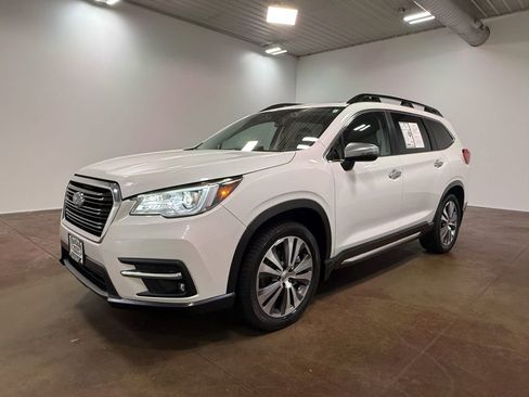 Used 2019 Subaru Ascent Touring w/ Popular Package #3 AWD/4WD image 39
