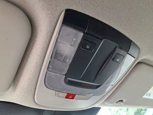 Used 2023 Kia Niro Wind FWD image 28