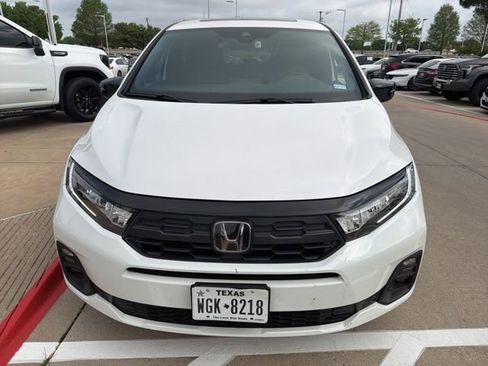 Used 2025 Honda Odyssey Sport-L image 2