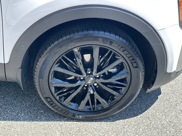 Certified 2021 Kia Telluride SX w/ SX Prestige Package AWD/4WD image 15