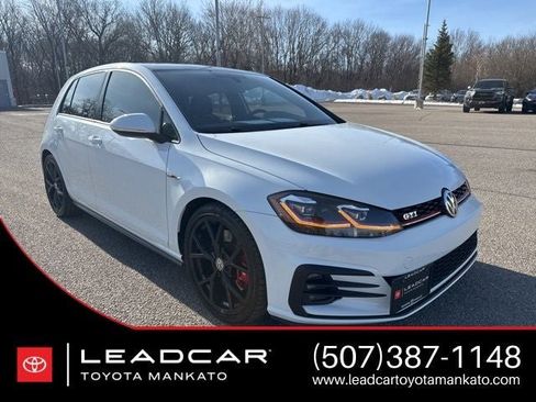 Used 2018 Volkswagen GTI SE image 3