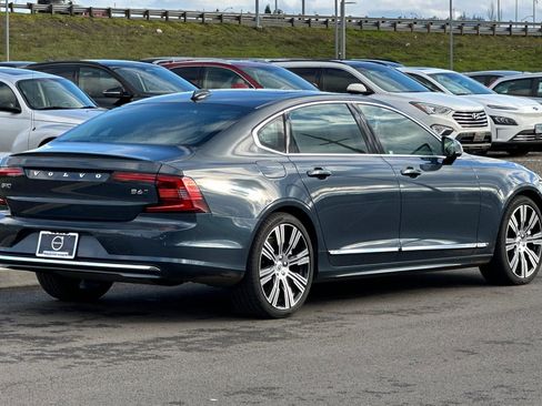 Used 2025 Volvo S90 B6 Plus w/ Protection Package Premier AWD/4WD image 3