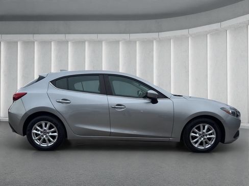 Used 2015 MAZDA MAZDA3 i Touring w/ Technology Package image 6