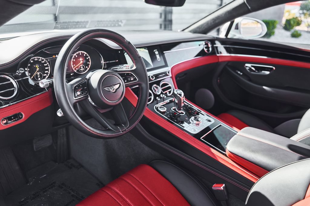 Used 2021 Bentley Continental GT AWD/4WD image 2