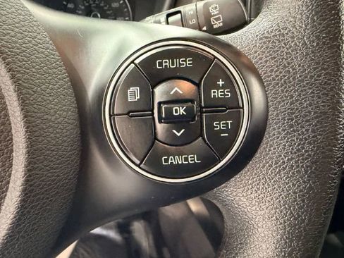 Used 2020 Kia Soul LX image 34