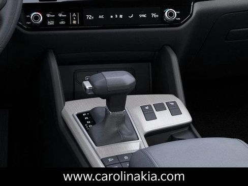 New 2026 Kia Sportage X-Line w/ X-Line Technology Package image 24