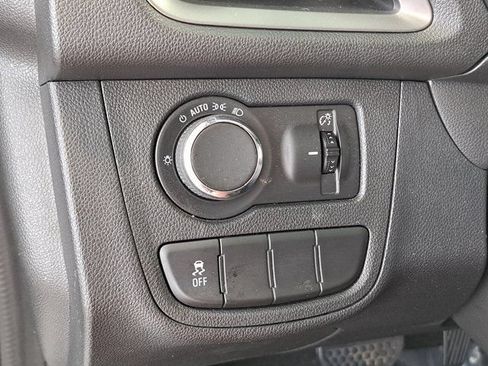 Used 2022 Chevrolet Spark LS FWD image 12