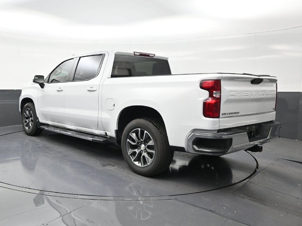 Used 2023 Chevrolet Silverado 1500 LT RWD image 3
