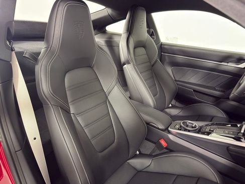 Certified 2026 Porsche 911 Carrera RWD image 16