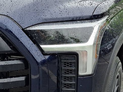 Used 2023 Toyota Tundra SR5 AWD/4WD image 9