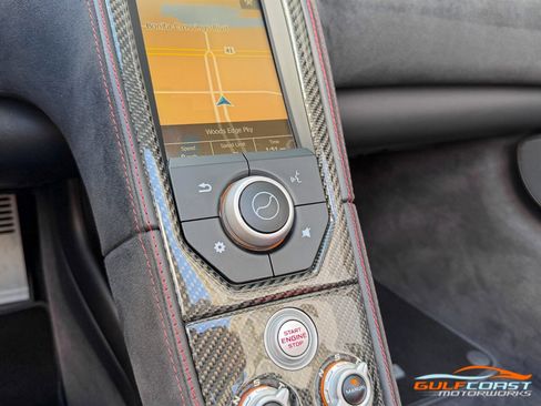 Used 2015 McLaren 650S Spider image 19