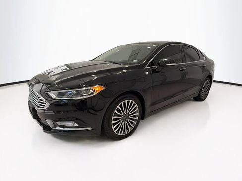 Used 2018 Ford Fusion Titanium AWD/4WD image 3