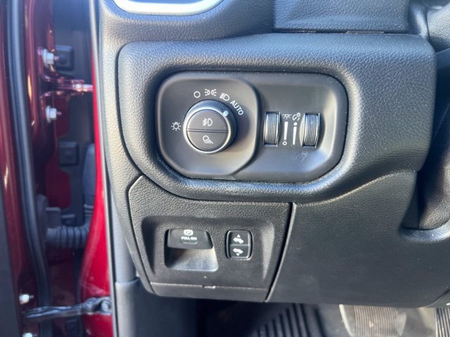 Used 2019 RAM 1500 Big Horn AWD/4WD image 8