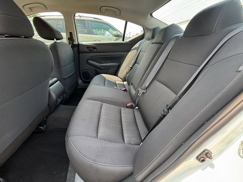 Used 2025 Nissan Altima 2.5 SV FWD image 25