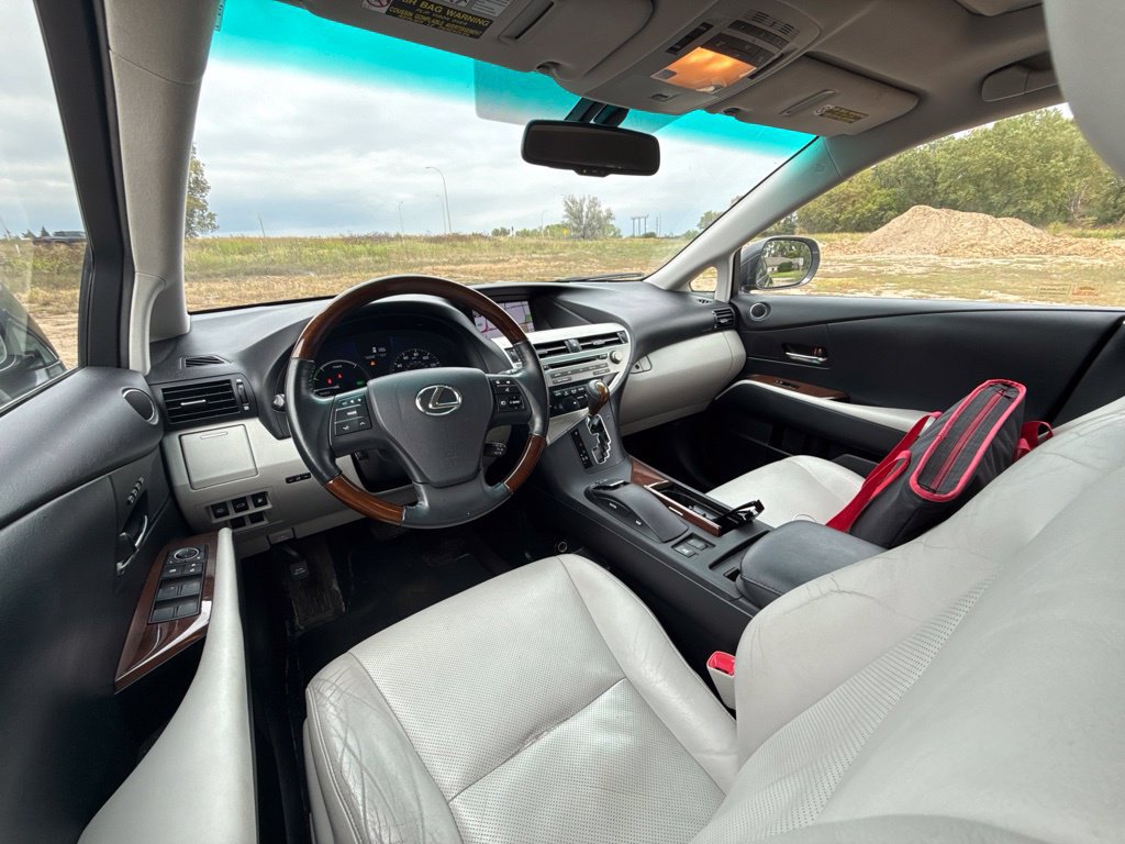 Used 2011 Lexus RX 450h AWD w/ Premium Pkg image 28