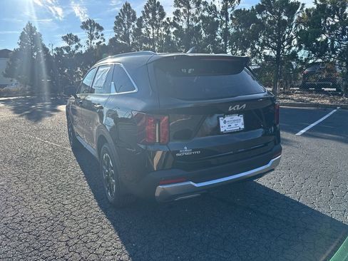 New 2026 Kia Sorento S FWD image 5