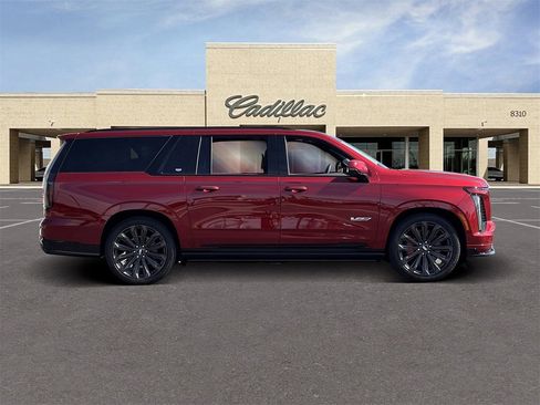 Certified 2025 Cadillac Escalade ESV V image 4