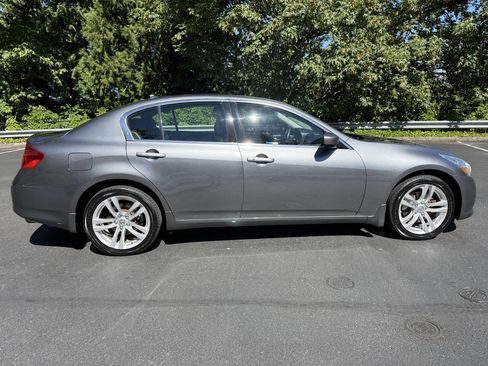 Used 2013 INFINITI G37 x Sedan w/ Premium Pkg AWD/4WD image 6