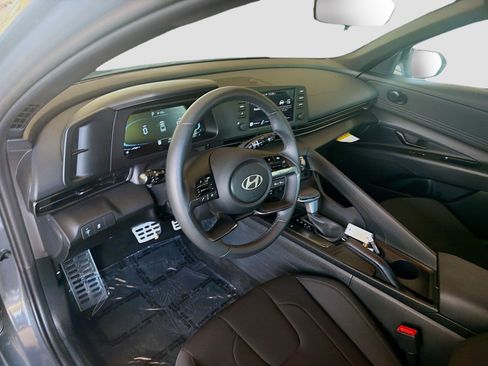 Certified 2026 Hyundai Elantra Sport FWD image 7