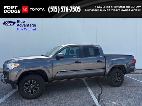 Used 2021 Toyota Tacoma SR5 AWD/4WD image 1
