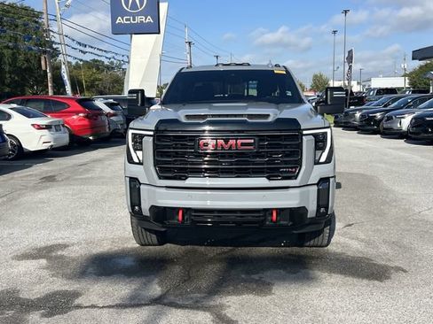 Used 2024 GMC Sierra 2500 AT4 w/ AT4 Premium Plus Package AWD/4WD image 8