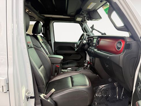 Used 2019 Jeep Wrangler Unlimited Rubicon image 19