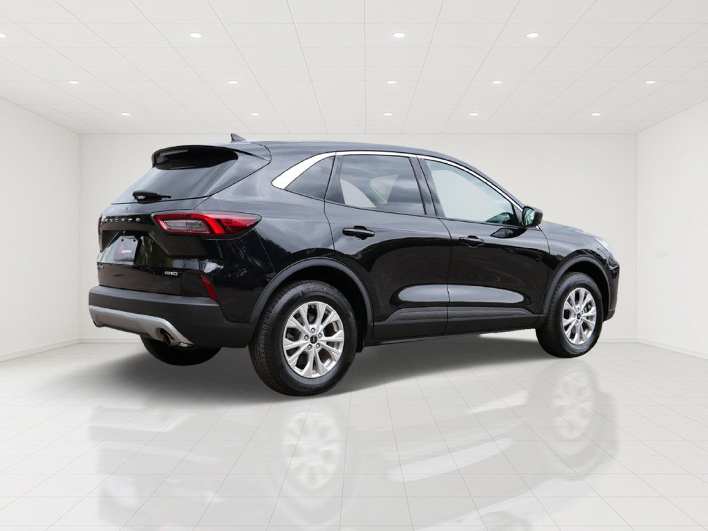 Certified 2023 Ford Escape Active AWD/4WD image 6