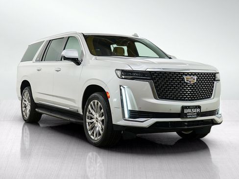 Used 2021 Cadillac Escalade ESV Premium Luxury AWD/4WD image 9