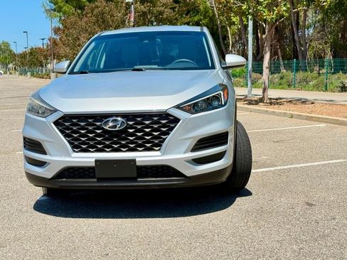 Used 2019 Hyundai Tucson SE w/ Cargo Package FWD image 9