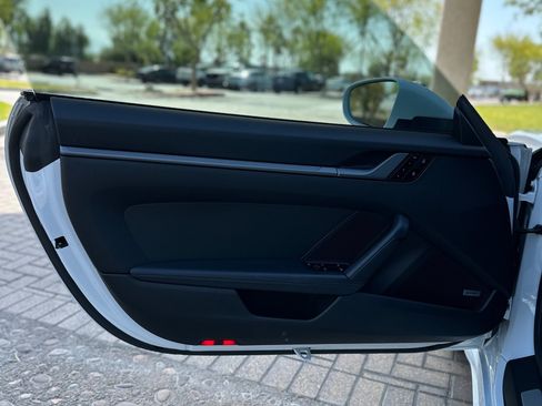 Used 2021 Porsche 911 Carrera RWD image 33
