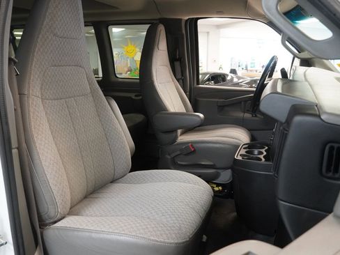 Used 2016 Chevrolet Express 3500 LT w/ LT Preferred Equipment Group image 30