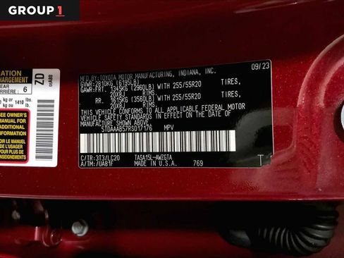 Certified 2024 Toyota Grand Highlander AWD image 37