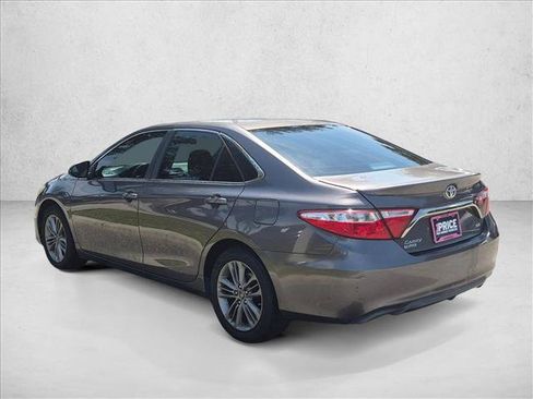 Used 2015 Toyota Camry SE FWD image 7