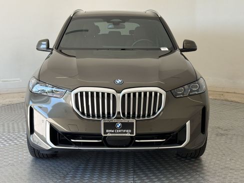 Used 2025 BMW X5 xDrive50e AWD/4WD image 6
