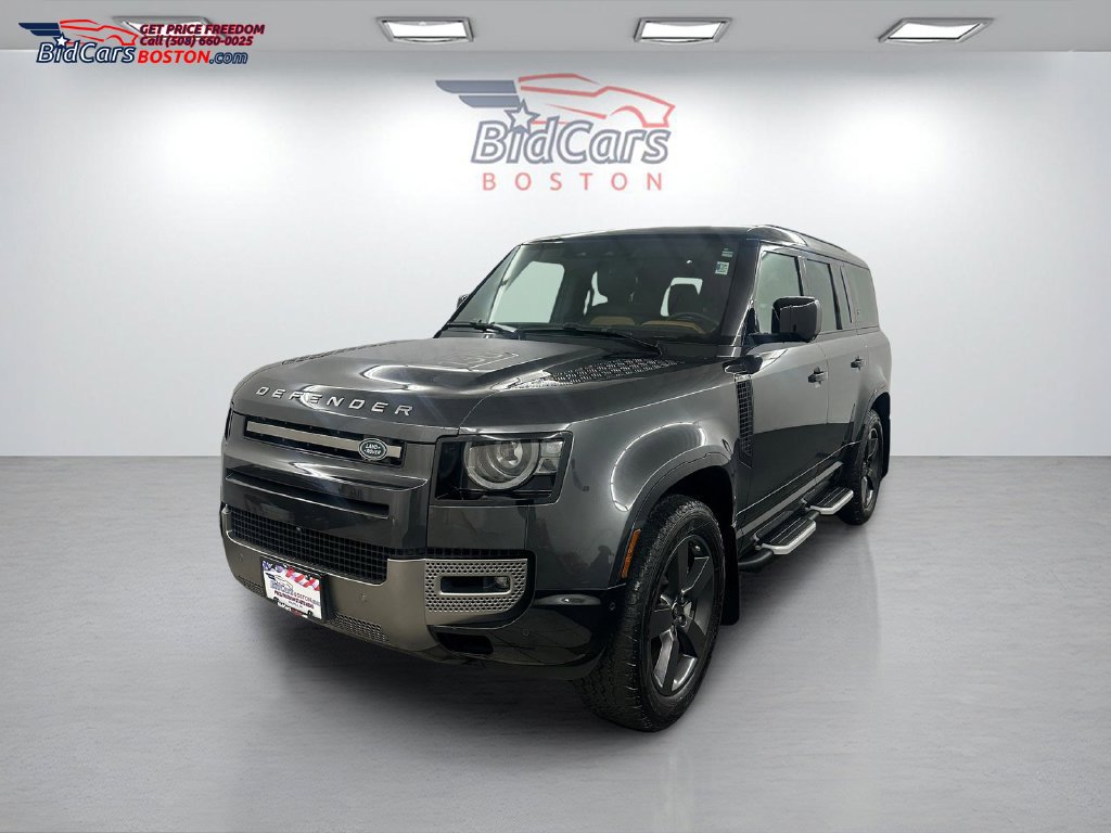 Used 2024 Land Rover Defender 130 X-Dynamic SE AWD/4WD image 1