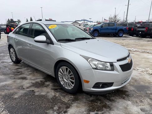 Used 2012 Chevrolet Cruze Eco image 7