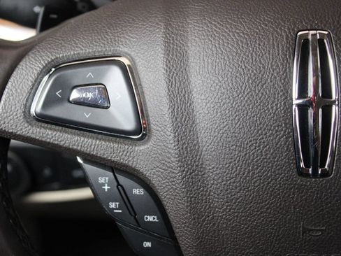 Used 2019 Lincoln MKC Select w/ Select Plus Package FWD image 28