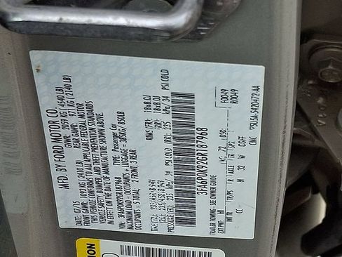 Used 2016 Ford Fusion Titanium FWD image 33