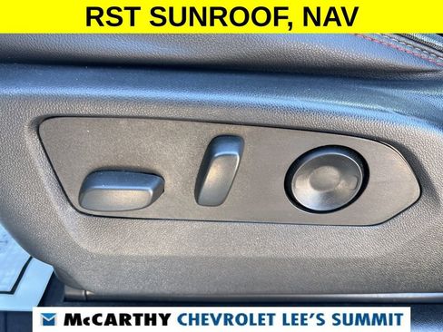 Used 2022 Chevrolet Suburban RST w/ Luxury Package image 57