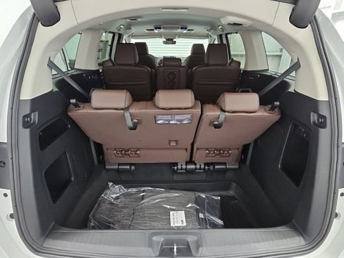 New 2026 Honda Odyssey Touring image 35