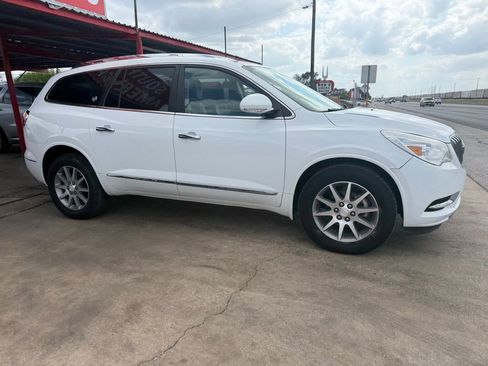 Used 2017 Buick Enclave Leather image 14