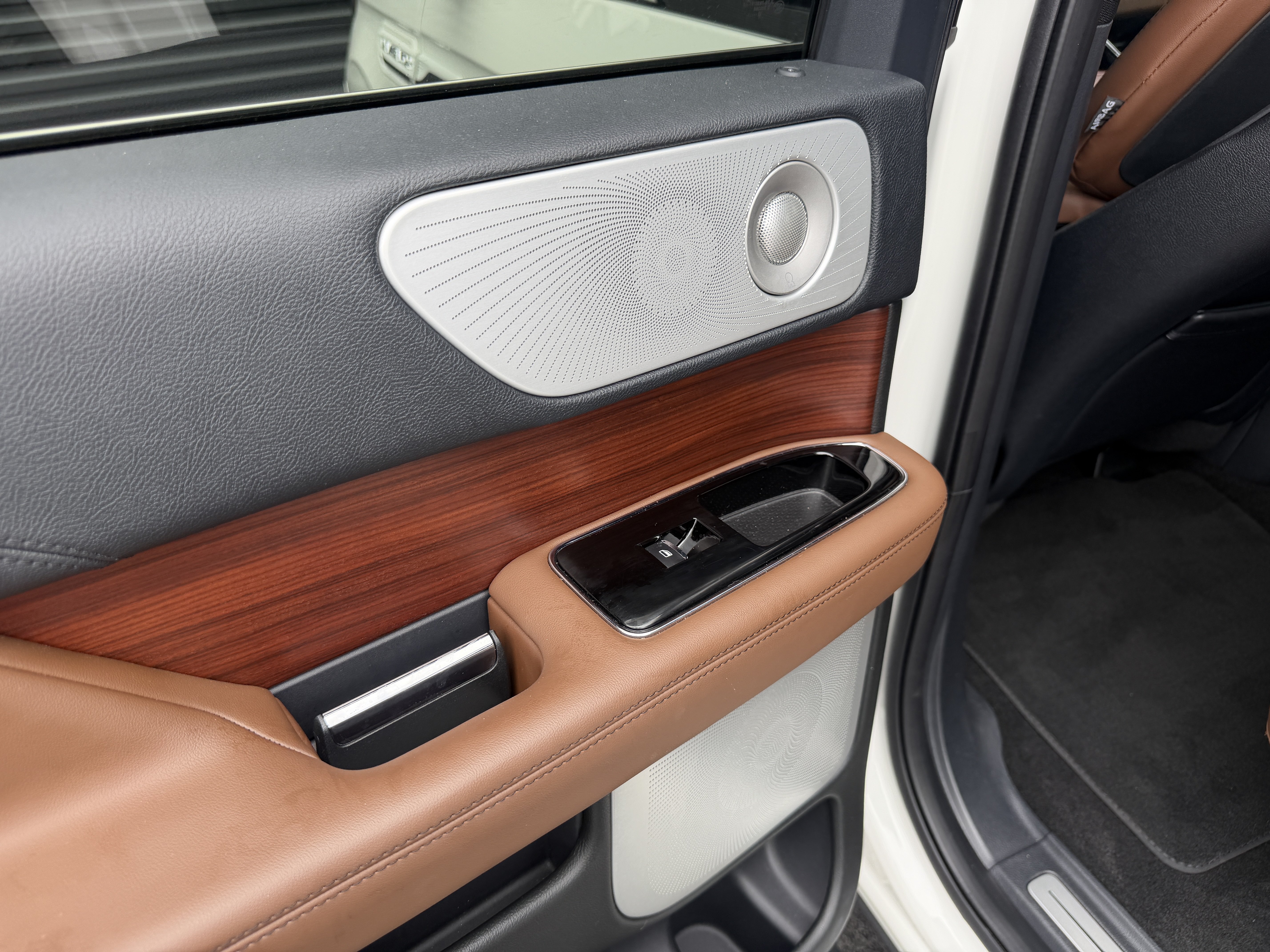 Used 2022 Lincoln Navigator Reserve AWD/4WD image 20