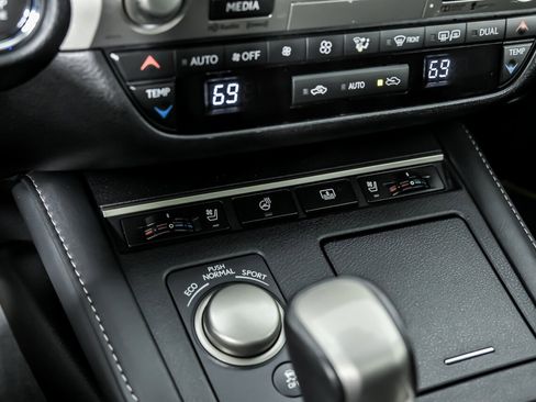 Used 2016 Lexus ES 350 350 image 36