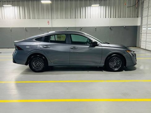 New 2026 Nissan Sentra SV w/ SV Convenience Package FWD image 19