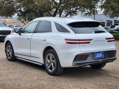 New 2026 Genesis GV70 2.5T Advanced image 4