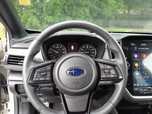 Used 2024 Subaru Crosstrek 2.5i Sport AWD/4WD image 16