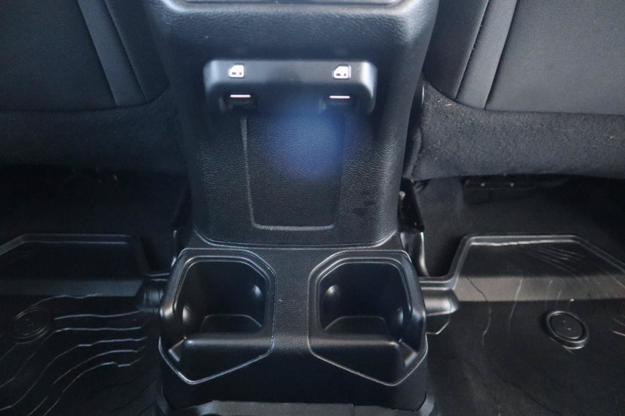 Used 2018 Jeep Wrangler Unlimited Sport S AWD/4WD image 38