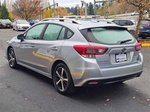 Used 2023 Subaru Impreza Premium image 5