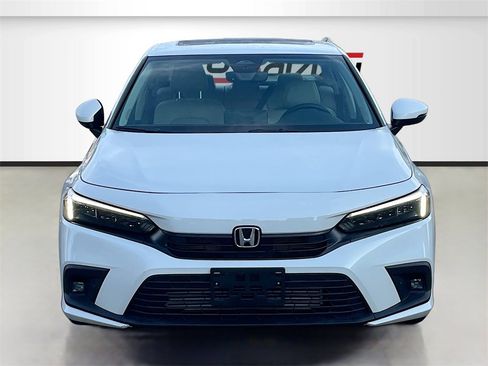 Used 2023 Honda Civic Touring image 2