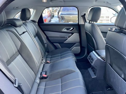 Used 2020 Land Rover Range Rover Velar S image 31